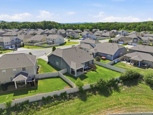 1110 Locus Ln, Murfreesboro, TN 37128