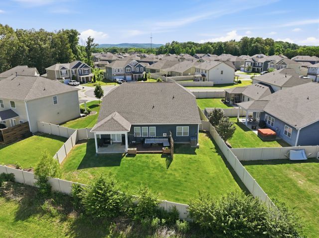 1110 Locus Ln, Murfreesboro, TN 37128