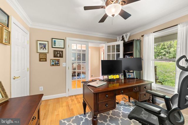 34930 VANCOFF LN, Round Hill, VA 20141