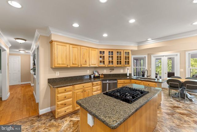 34930 VANCOFF LN, Round Hill, VA 20141