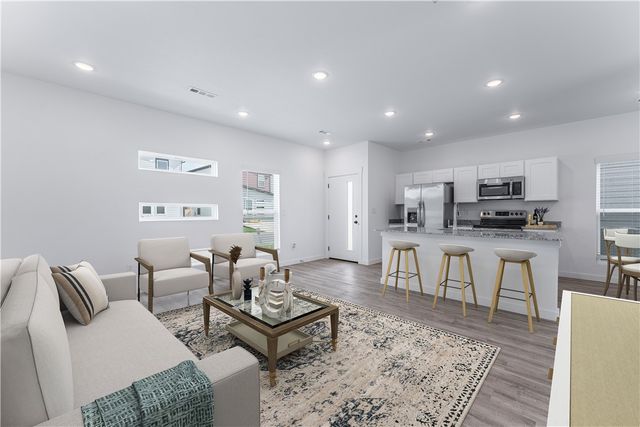 1090 Indiana Avenue, Bentonville, AR 72713