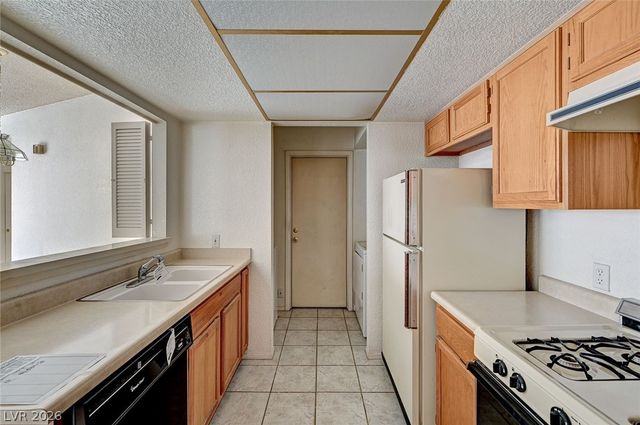 2535 Castlesands Way, Las Vegas, NV 89121