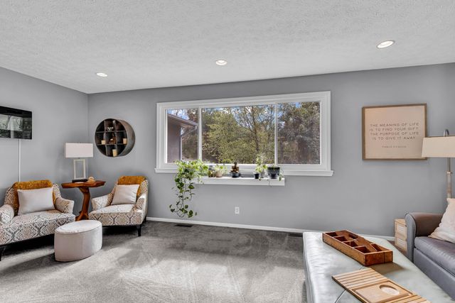 4540 Central College Road, Westerville, OH 43081