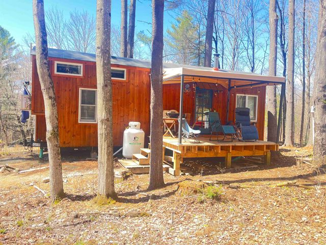 1295 River Road, Troy, VT 05859