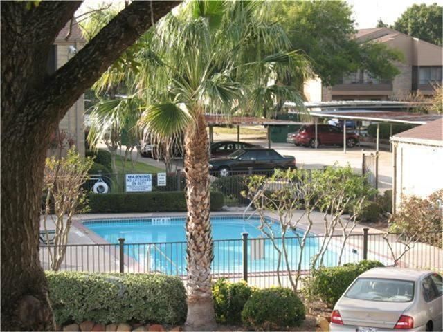 10555 Turtlewood Court Court 2604, Houston, TX 77072