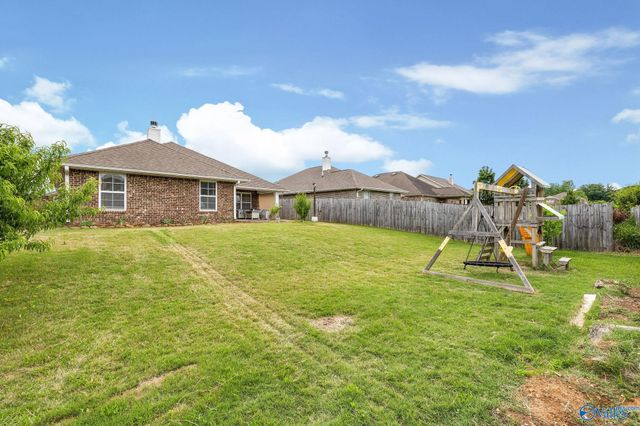 2456 Bell Manor Drive, Huntsville, AL 35803