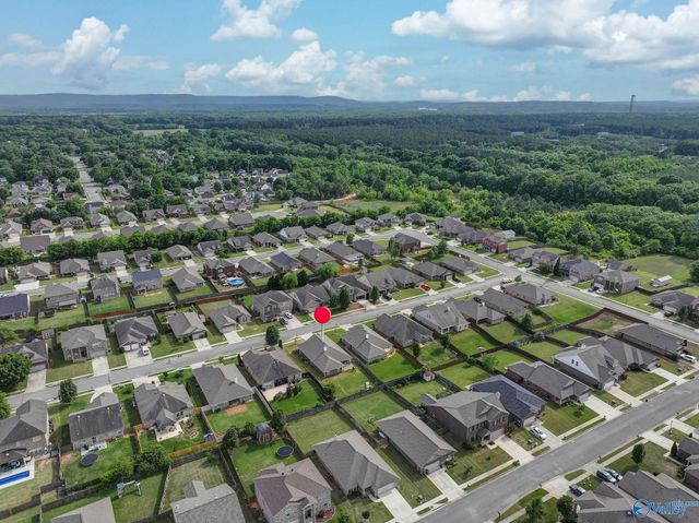 2456 Bell Manor Drive, Huntsville, AL 35803