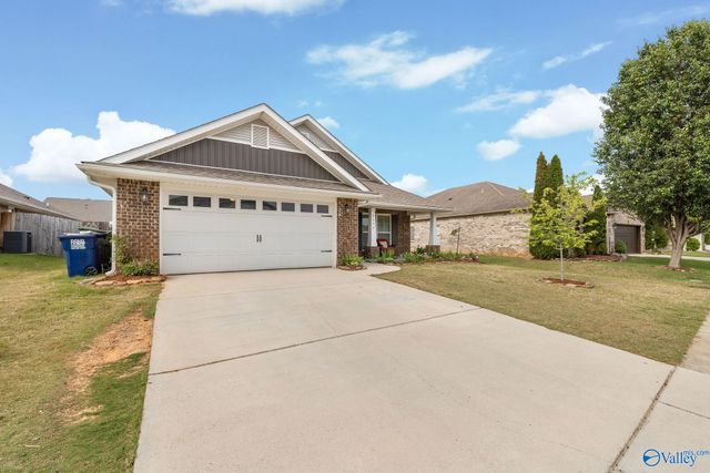 2456 Bell Manor Drive, Huntsville, AL 35803