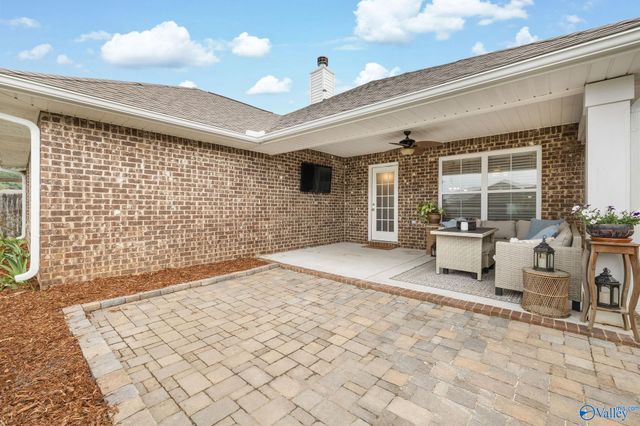 2456 Bell Manor Drive, Huntsville, AL 35803