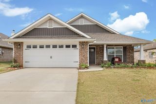 2456 Bell Manor Drive, Huntsville, AL 35803