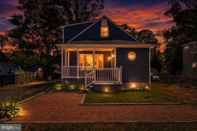 18 W 6TH AVE, Pine Hill, NJ 08021