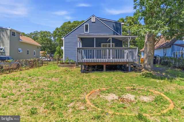 18 W 6TH AVE, Pine Hill, NJ 08021