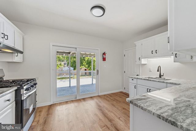 18 W 6TH AVE, Pine Hill, NJ 08021