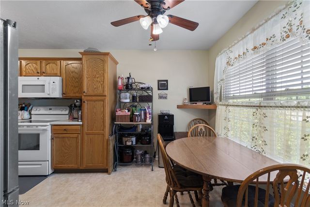 9250 Forest Trail Avenue NW, Massillon, OH 44647