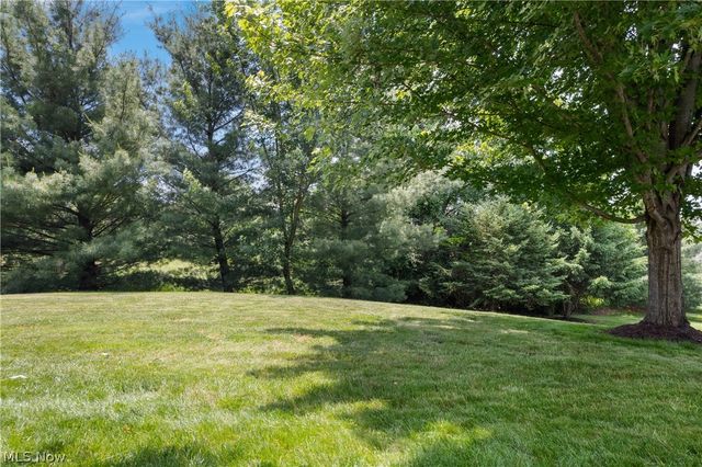 9250 Forest Trail Avenue NW, Massillon, OH 44647