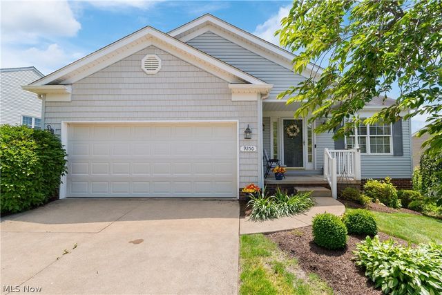 9250 Forest Trail Avenue NW, Massillon, OH 44647