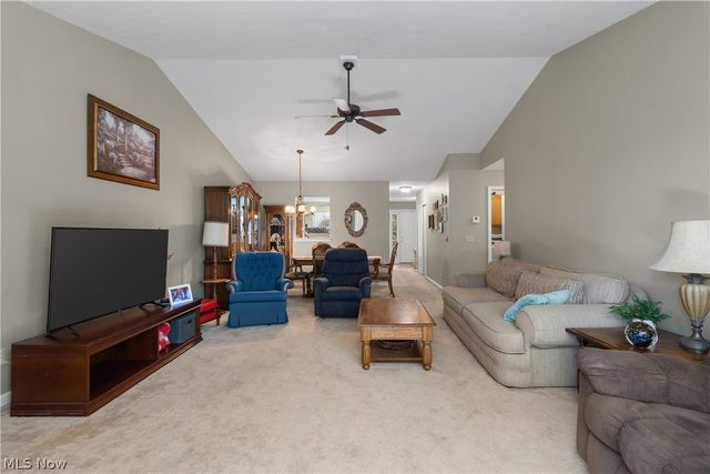 9250 Forest Trail Avenue NW, Massillon, OH 44647