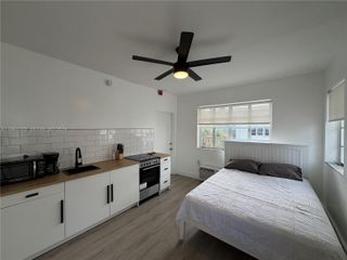 301 86th St 303-4A, Miami Beach, FL 33141