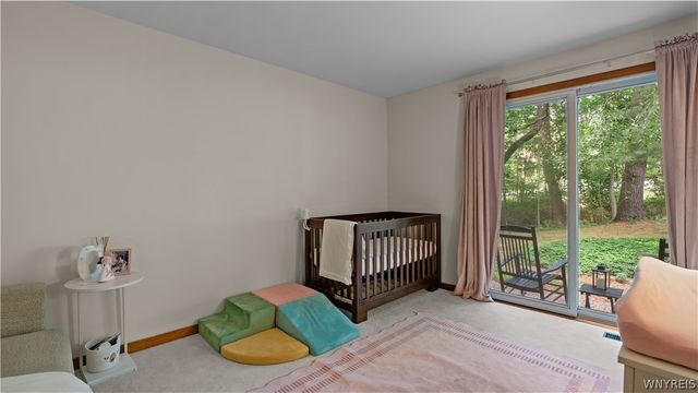 5 Lennys Lane, Orchard Park, NY 14127