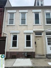 832 Chestnut Street, Allentown City, PA 18102