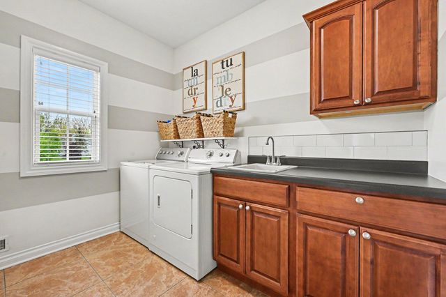 10665 E C Avenue, Richland Twp, MI 49083