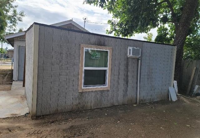 2356 S Holly, Fresno, CA 93706