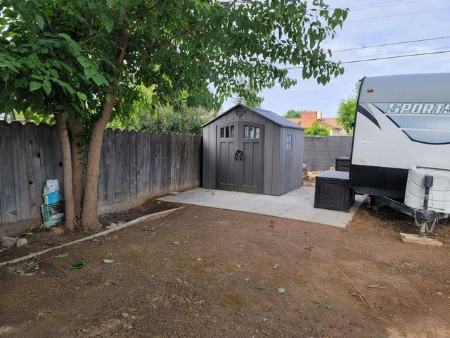 2356 S Holly, Fresno, CA 93706