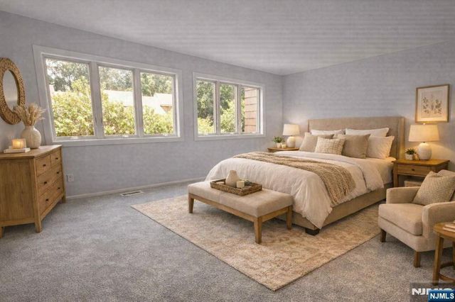 5 S Bayard Lane, Mahwah, NJ 07430