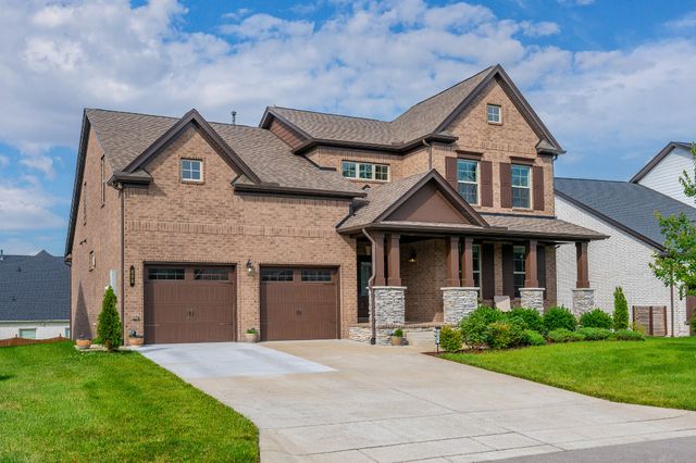 808 Ava Ln, Mount Juliet, TN 37122