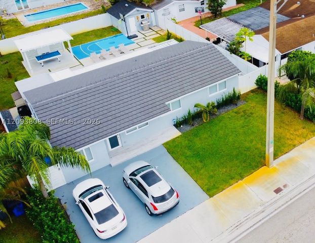 7181 Sheridan St, Hollywood, FL 33024