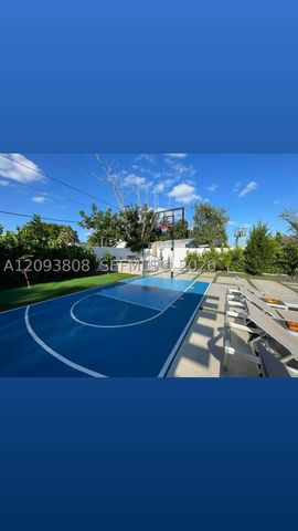 7181 Sheridan St, Hollywood, FL 33024