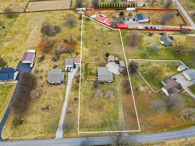 4971 Hyde Rd, Springfield, TN 37172