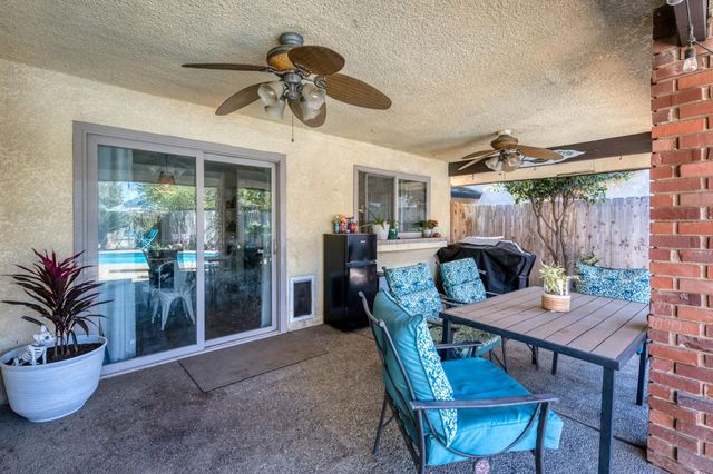 8417 N Del Mar Avenue, Fresno, CA 93711