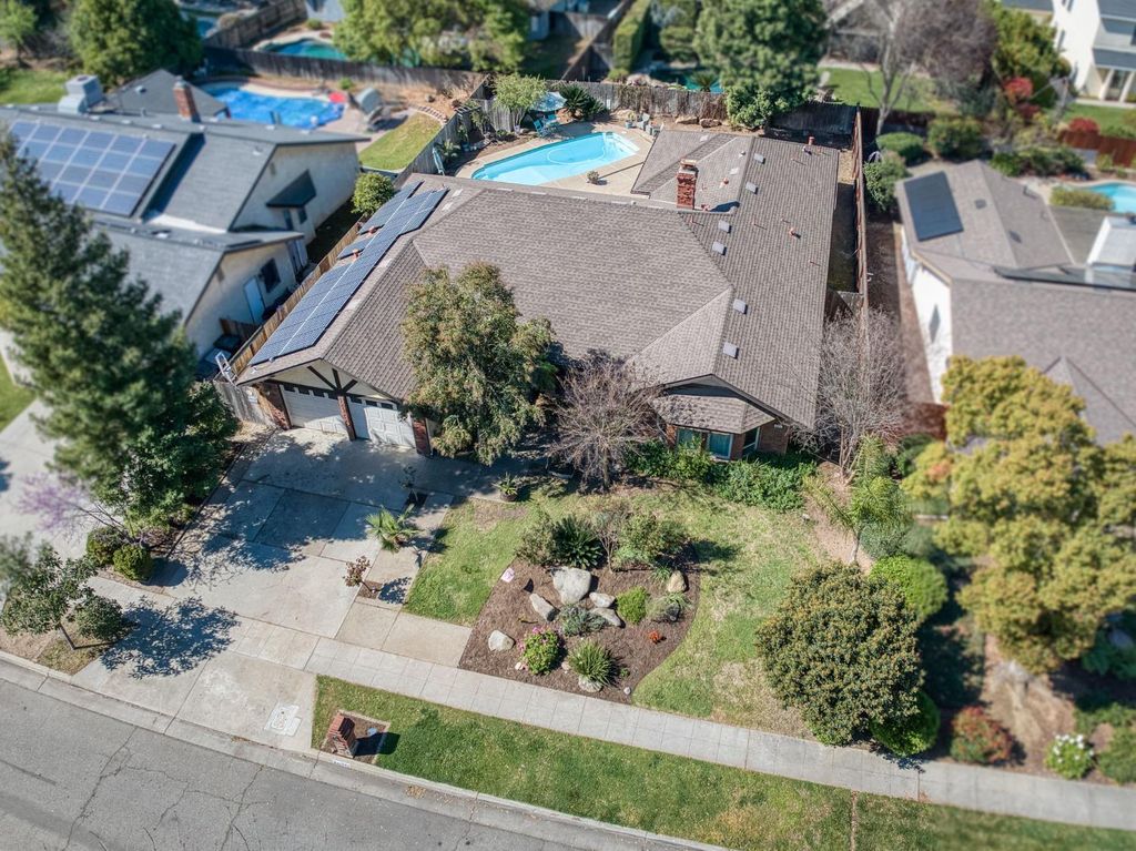 Image 34 of property listing at 8417 N Del Mar Avenue, Fresno, CA 93711