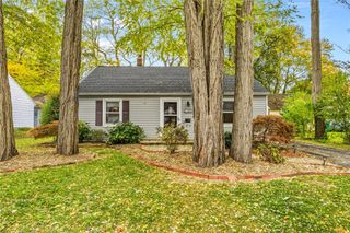 19 Campden, Brighton, NY 14610