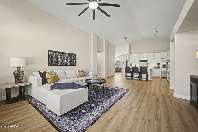 1812 E SAGEBRUSH Street, Gilbert, AZ 85296