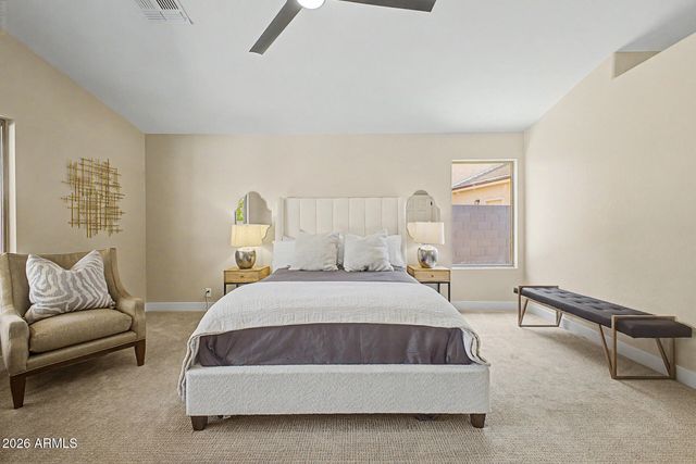 1812 E SAGEBRUSH Street, Gilbert, AZ 85296