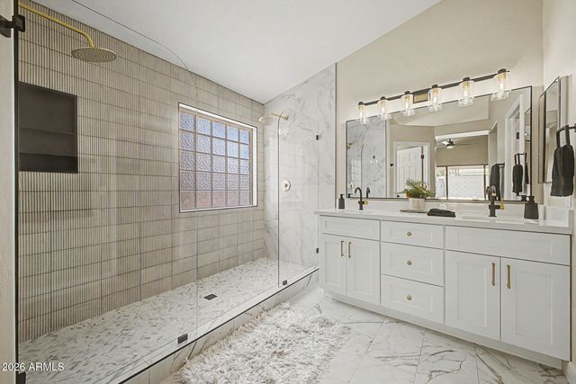 1812 E SAGEBRUSH Street, Gilbert, AZ 85296
