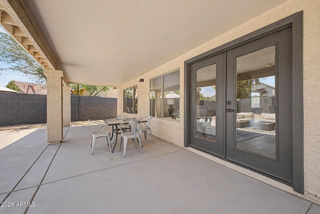 1812 E SAGEBRUSH Street, Gilbert, AZ 85296