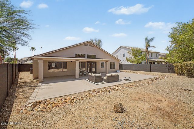 1812 E SAGEBRUSH Street, Gilbert, AZ 85296