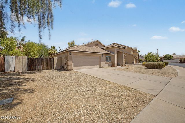 1812 E SAGEBRUSH Street, Gilbert, AZ 85296