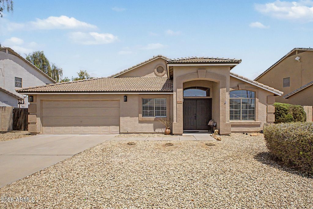 1812 E SAGEBRUSH Street, Gilbert, AZ 85296