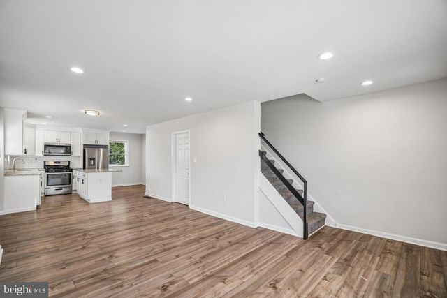 1134 WOODLAND, Sharon Hill, PA 19079