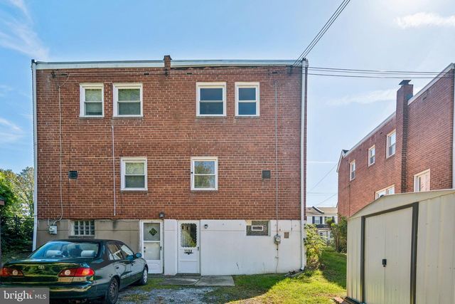1134 WOODLAND, Sharon Hill, PA 19079