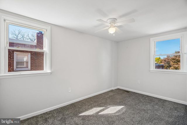 1134 WOODLAND, Sharon Hill, PA 19079
