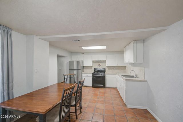 9635 N 14TH Avenue, Phoenix, AZ 85021