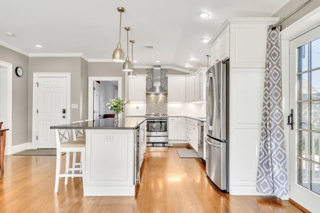 20 Waban St 2, Newton, MA 02458