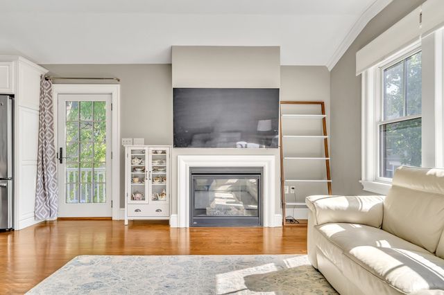 20 Waban St 2, Newton, MA 02458