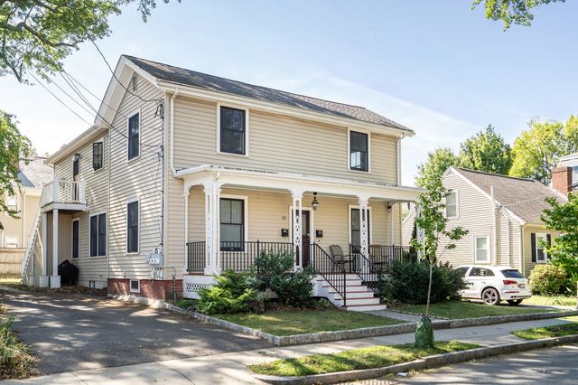 20 Waban St 2, Newton, MA 02458