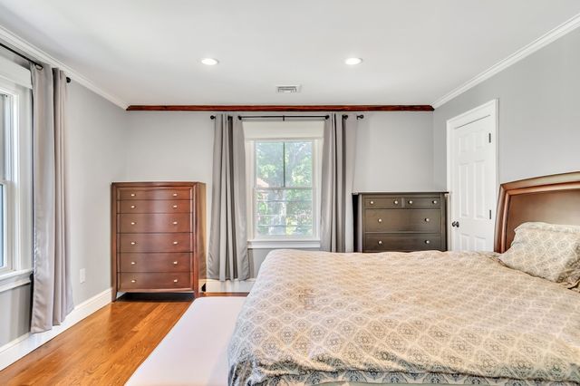 20 Waban St 2, Newton, MA 02458